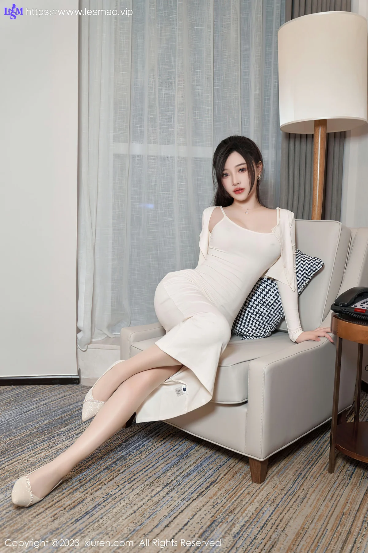 XiuRen 秀人 No.6761 妙可可Cheese 诱人原色丝袜性感写真2 - 8
