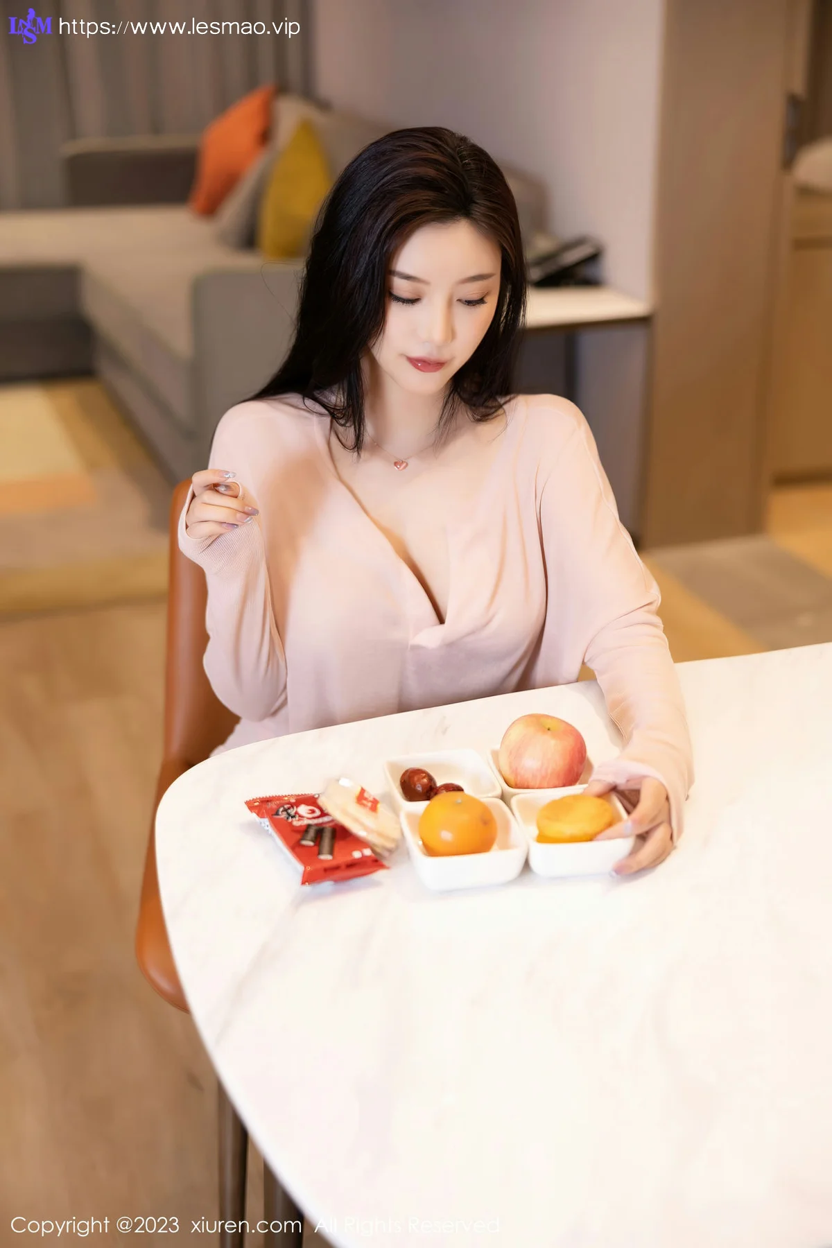 XiuRen 秀人 No.6788 杨晨晨Yome 粉色情趣服饰性感写真1 - 3