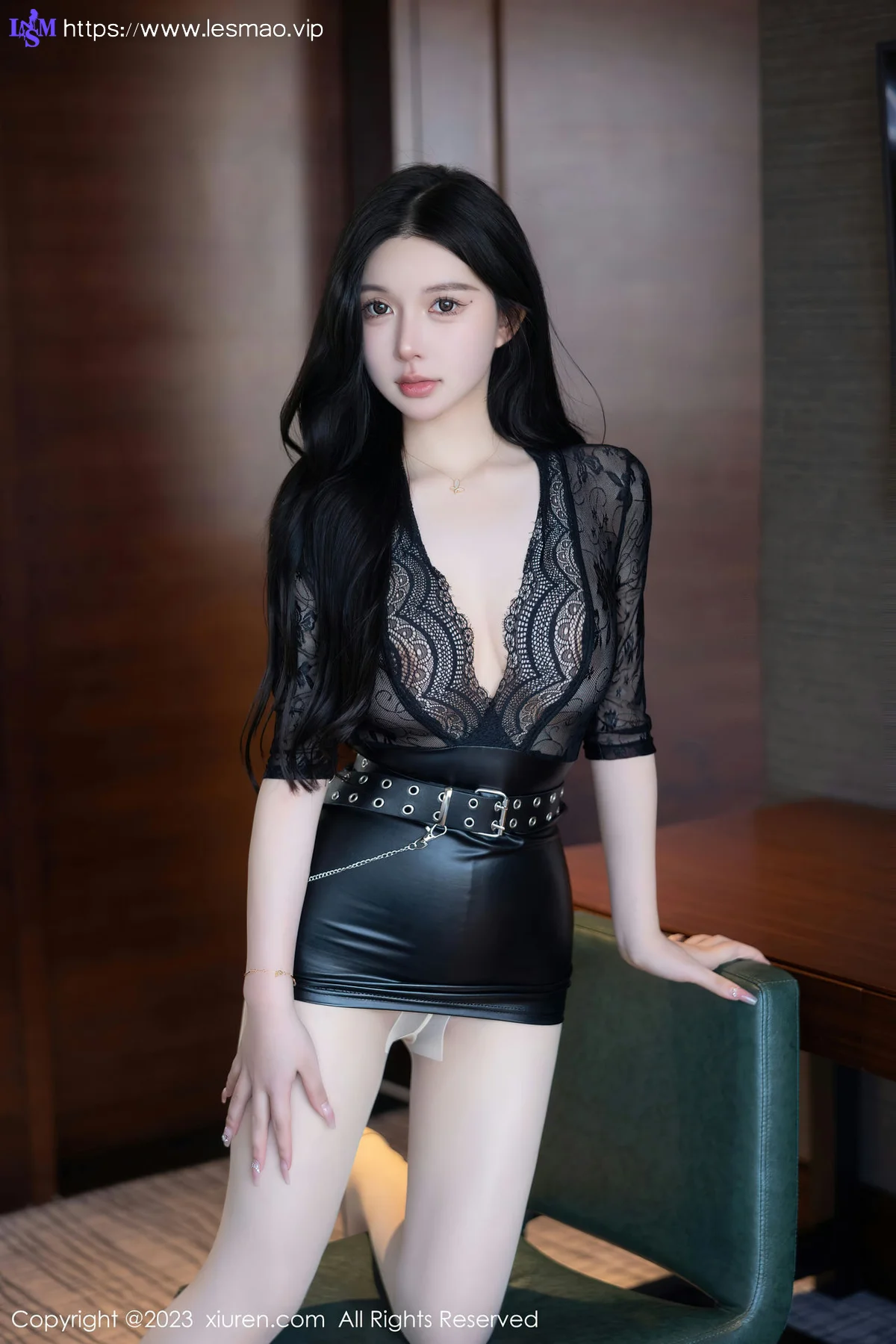 XiuRen 秀人 No.6810 林珊珊 蕾丝连衣短裙性感写真1 - 10