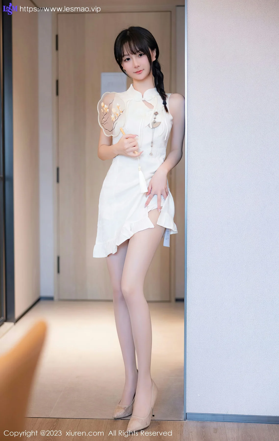 XiuRen 秀人 No.6813 幼幼 白色旗袍性感写真111 - 5