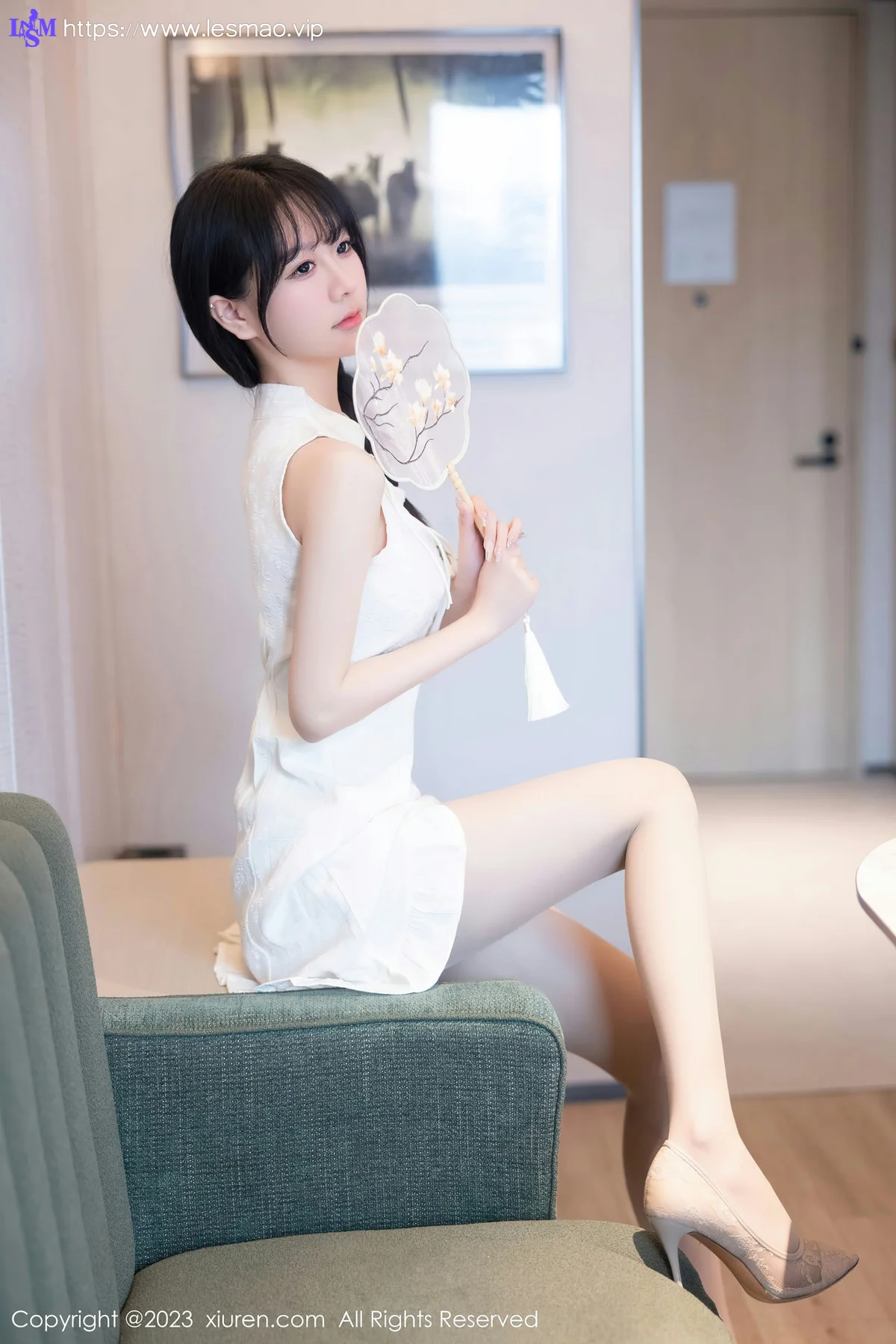 XiuRen 秀人 No.6813 幼幼 白色旗袍性感写真111 - 10