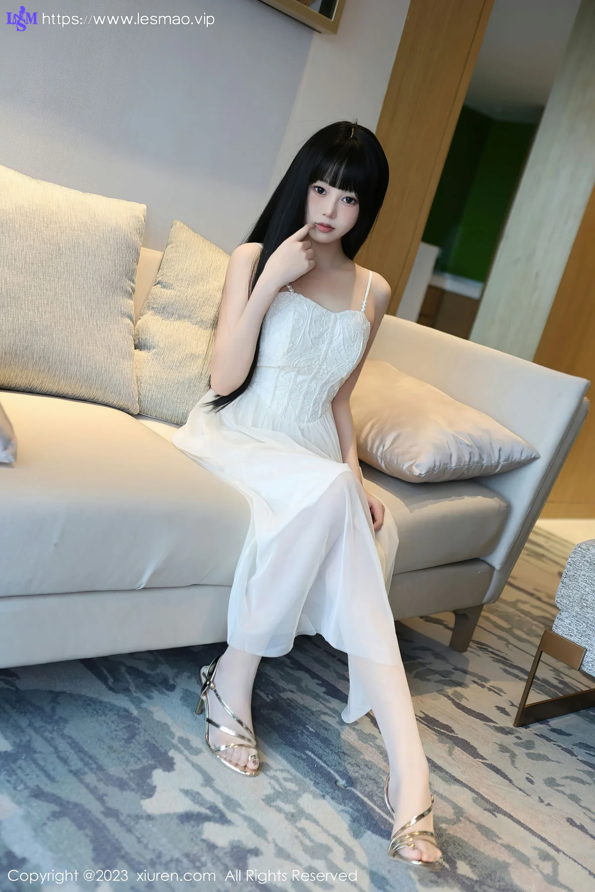 XiuRen 秀人 No.6828 早川京子 连衣长裙性感写真 - 3