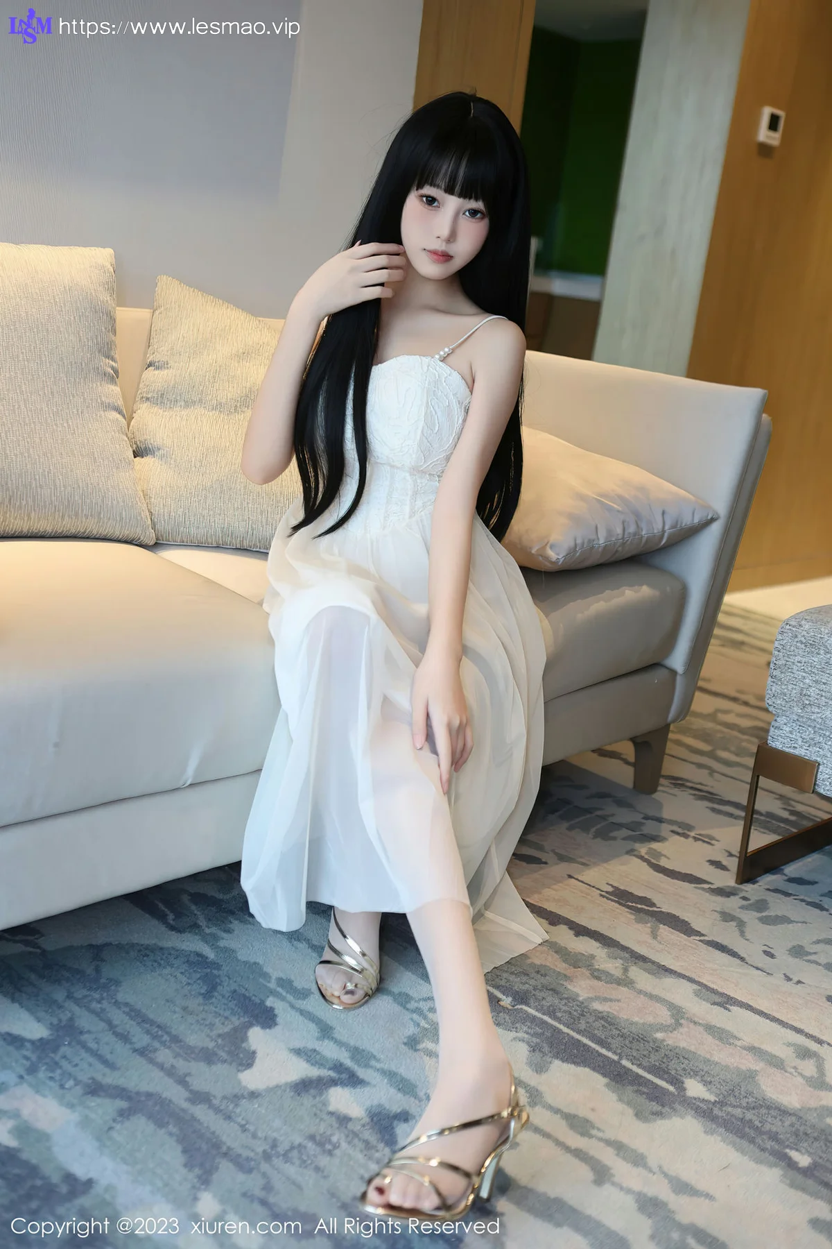 XiuRen 秀人 No.6828 早川京子 连衣长裙性感写真 - 4