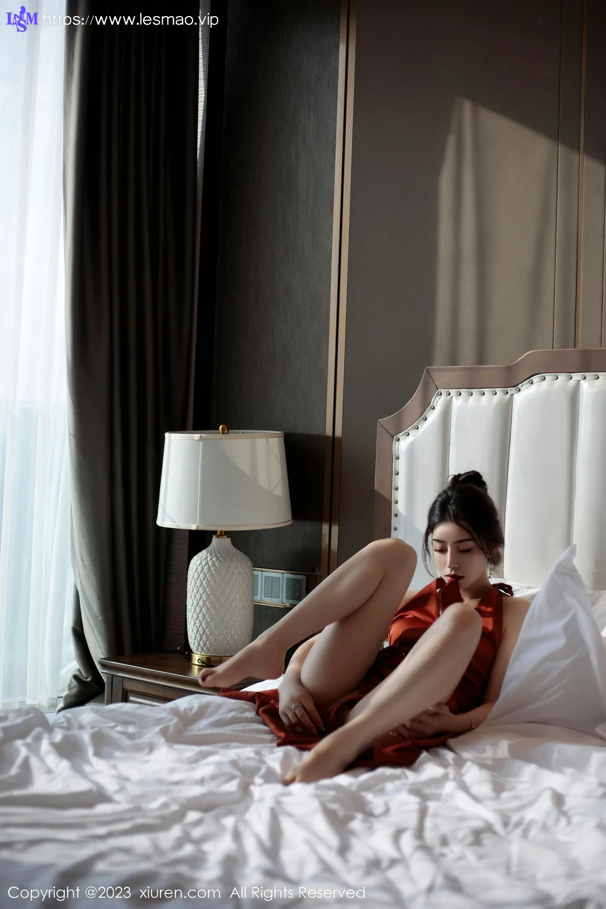 XiuRen 秀人 No.6861 苏曼兮 红色连夜短裙首套写真 - 4