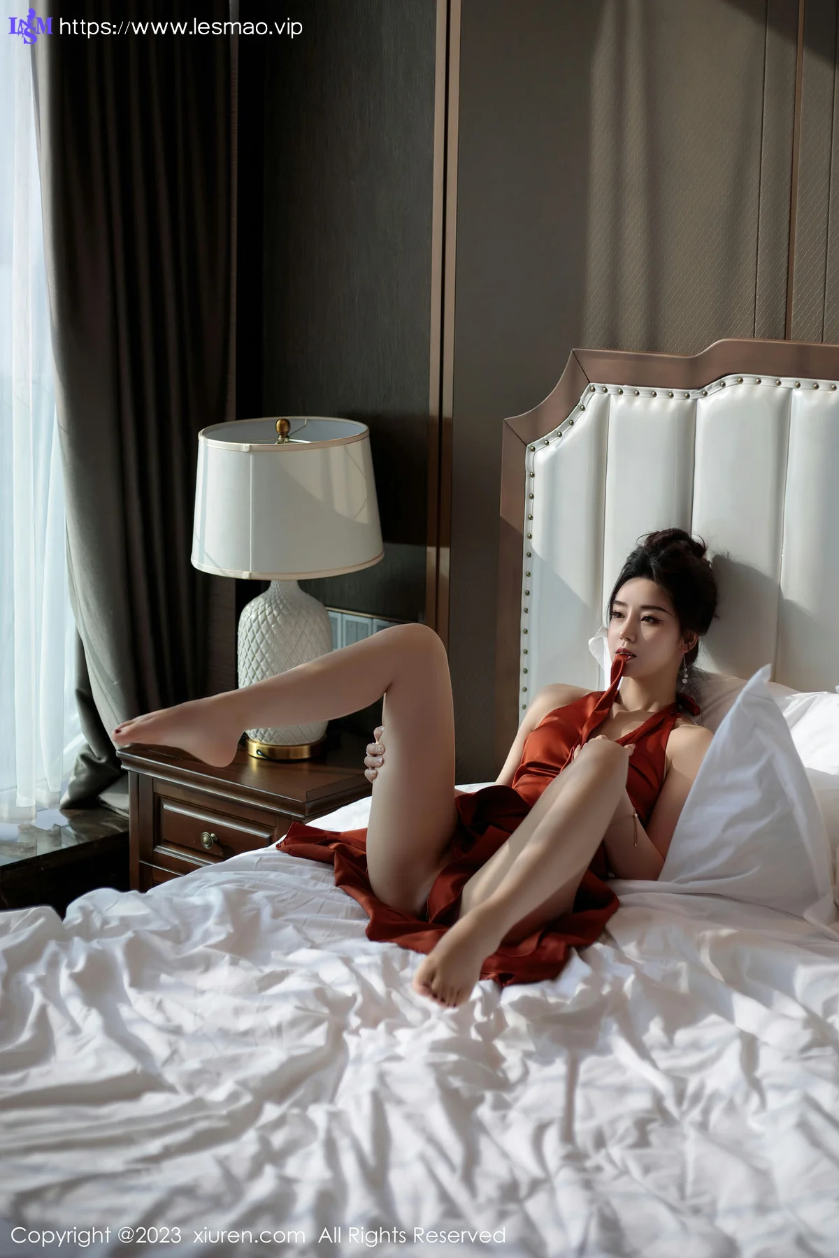 XiuRen 秀人 No.6861 苏曼兮 红色连夜短裙首套写真 - 10