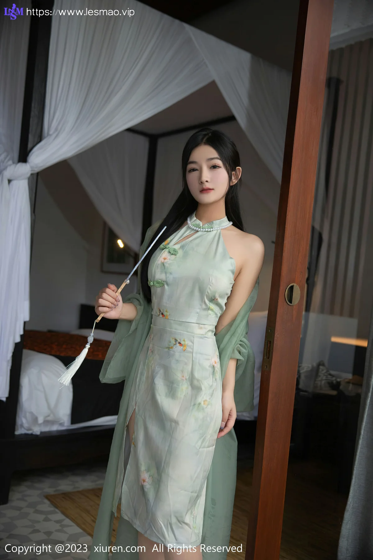 XiuRen 秀人 No.6880 谭小灵 古装薄纱水中场景拍摄1 - 1