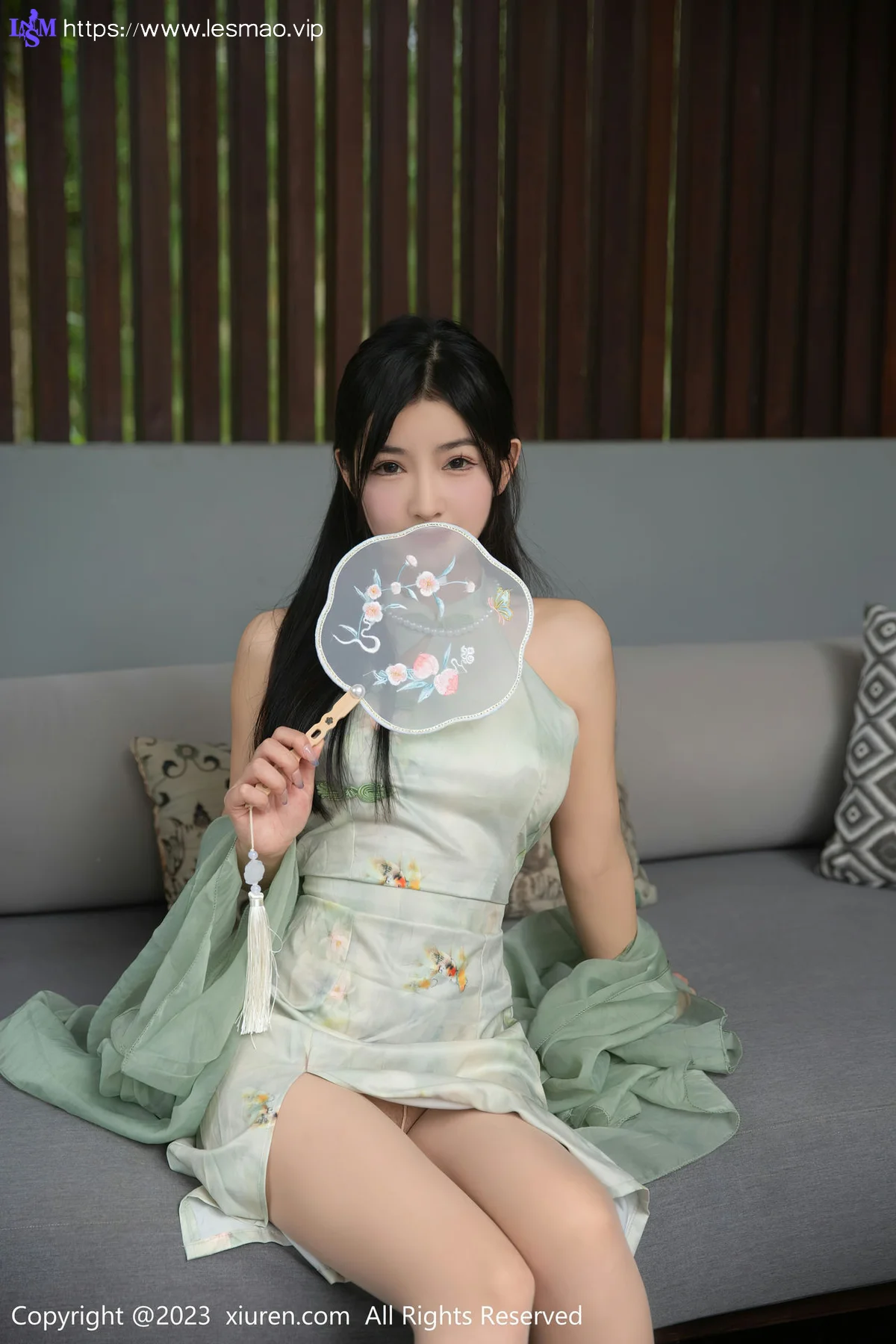 XiuRen 秀人 No.6880 谭小灵 古装薄纱水中场景拍摄1 - 2