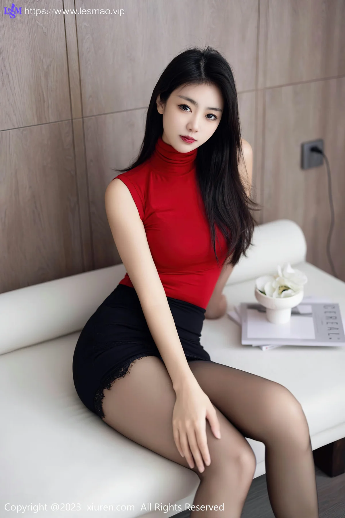 XiuRen 秀人 No.6883 可樂Vicky 性感黑色短裙性感写真3 - 6
