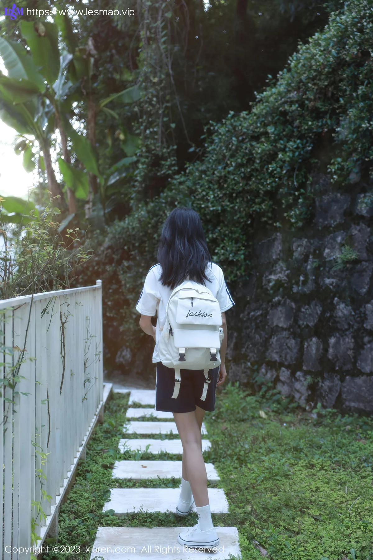 XiuRen 秀人 No.6895 糖豆sisi 学妹制服诱惑首套写真111 - 1