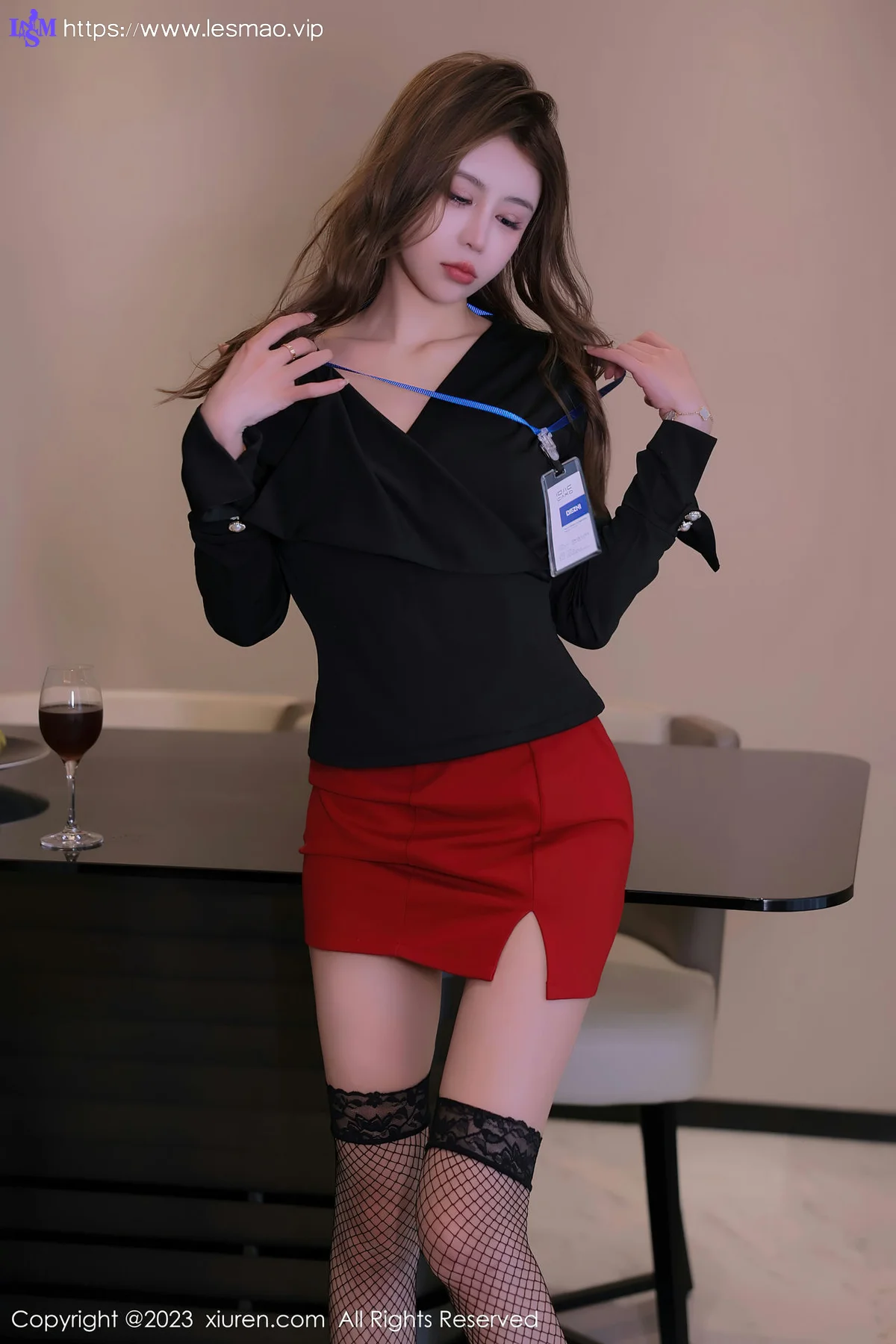 XiuRen 秀人 No.6903 tina_甜仔 红色蕾丝情趣内衣广州旅拍 - 8