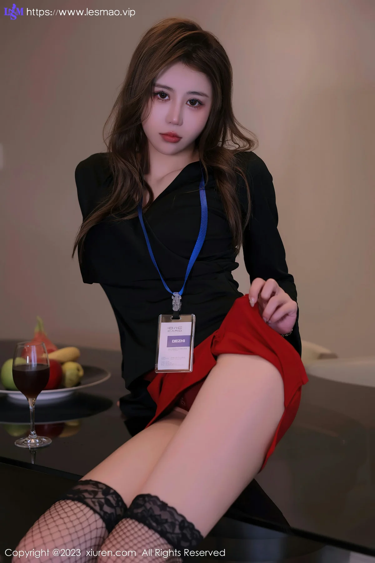 XiuRen 秀人 No.6903 tina_甜仔 红色蕾丝情趣内衣广州旅拍 - 2