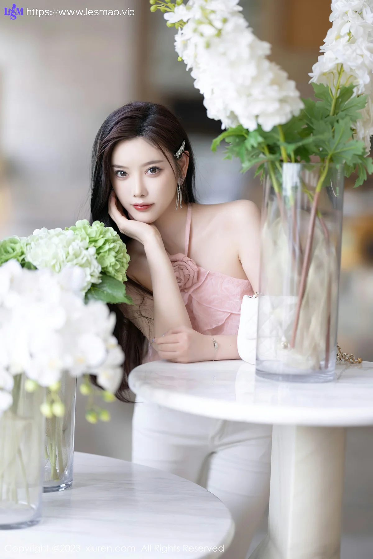 XiuRen 秀人 No.6907 杨晨晨Yome 女神玉体性感写真1 - 8