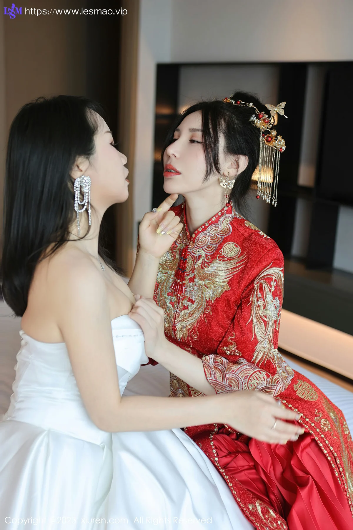 XiuRen 秀人 No.6957 曼柔两位性感女神模特合集写真1 - 5