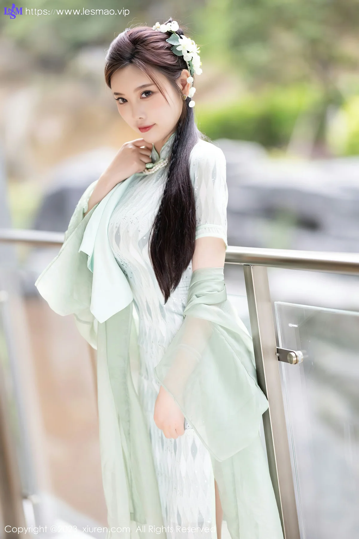 XiuRen 秀人 No.6983 杨晨晨Yome 淡绿色旗袍性感写真 - 6