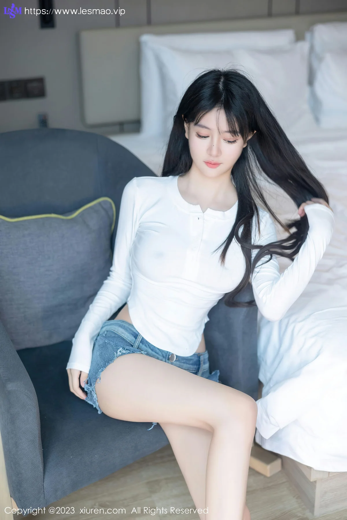 XiuRen 秀人 No.7010 幼幼 清纯少女性感写真111 - 4