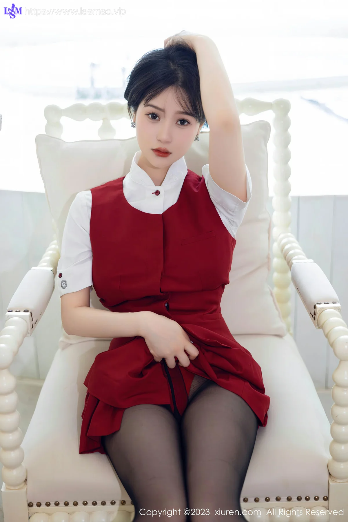 XiuRen 秀人 No.7037 柚琪Rich 丰腴美臀摄人心魄性感写真1 - 5