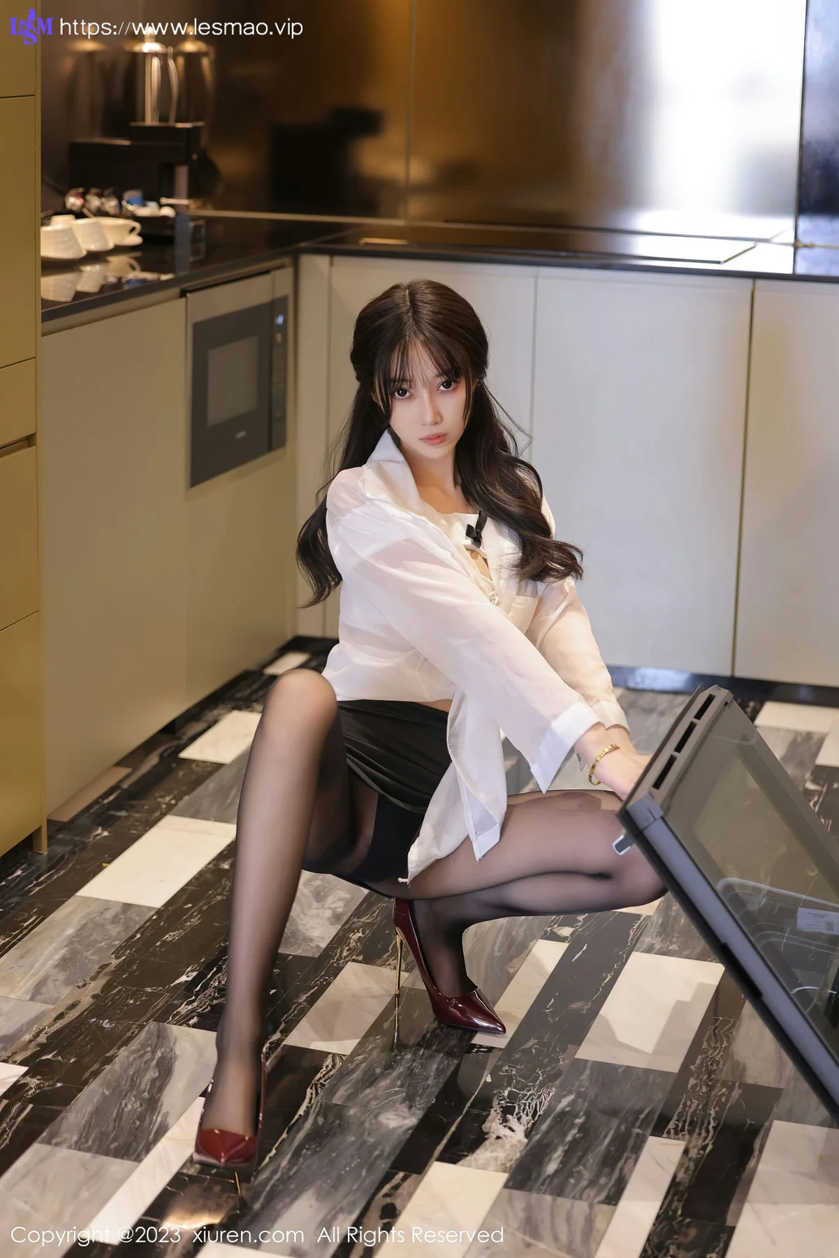 XiuRen 秀人 No.7060 玥儿玥er 魅惑黑丝性感写真33 - 1
