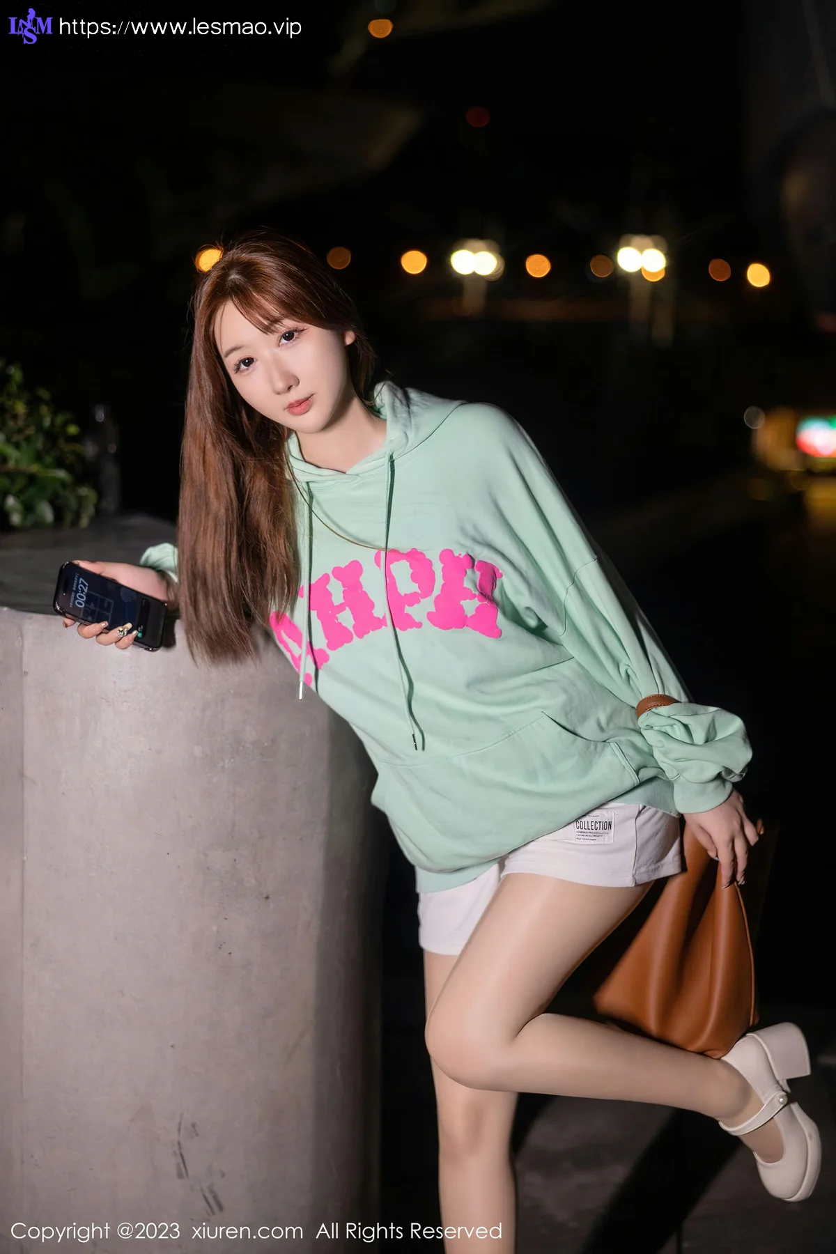 XiuRen 秀人 No.7072 江真真 户外拍摄性感写真2 - 4