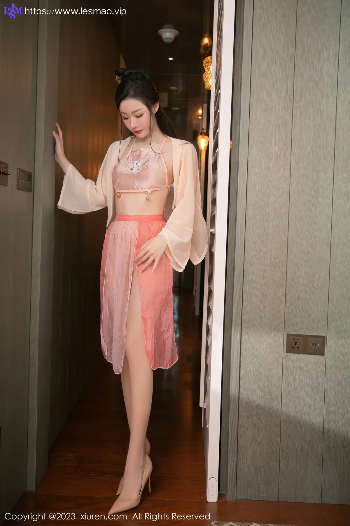 XiuRen 秀人 No.7075 是小逗逗 粉色古装性感写真1 - 1