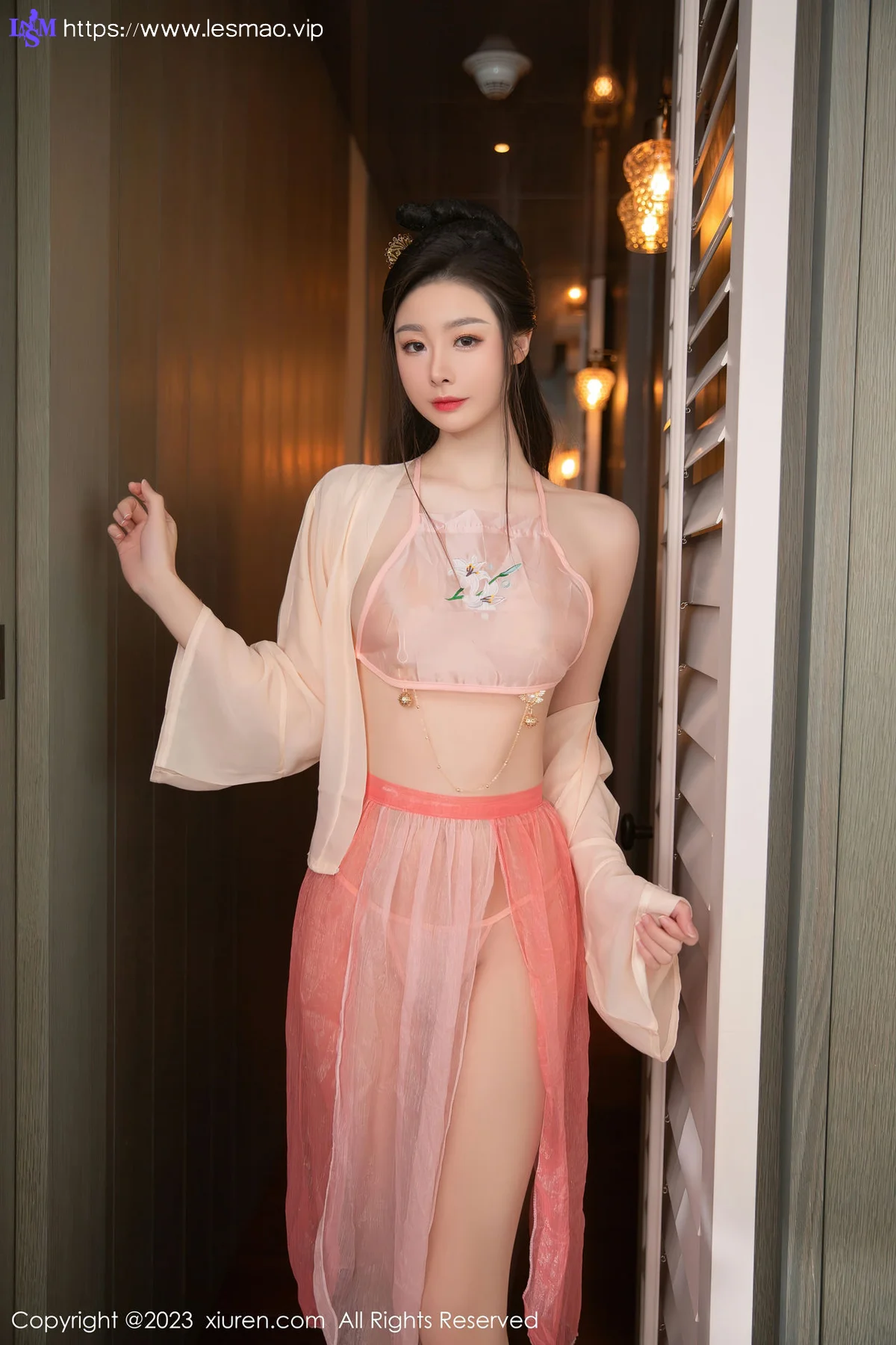 XiuRen 秀人 No.7075 是小逗逗 粉色古装性感写真1 - 2