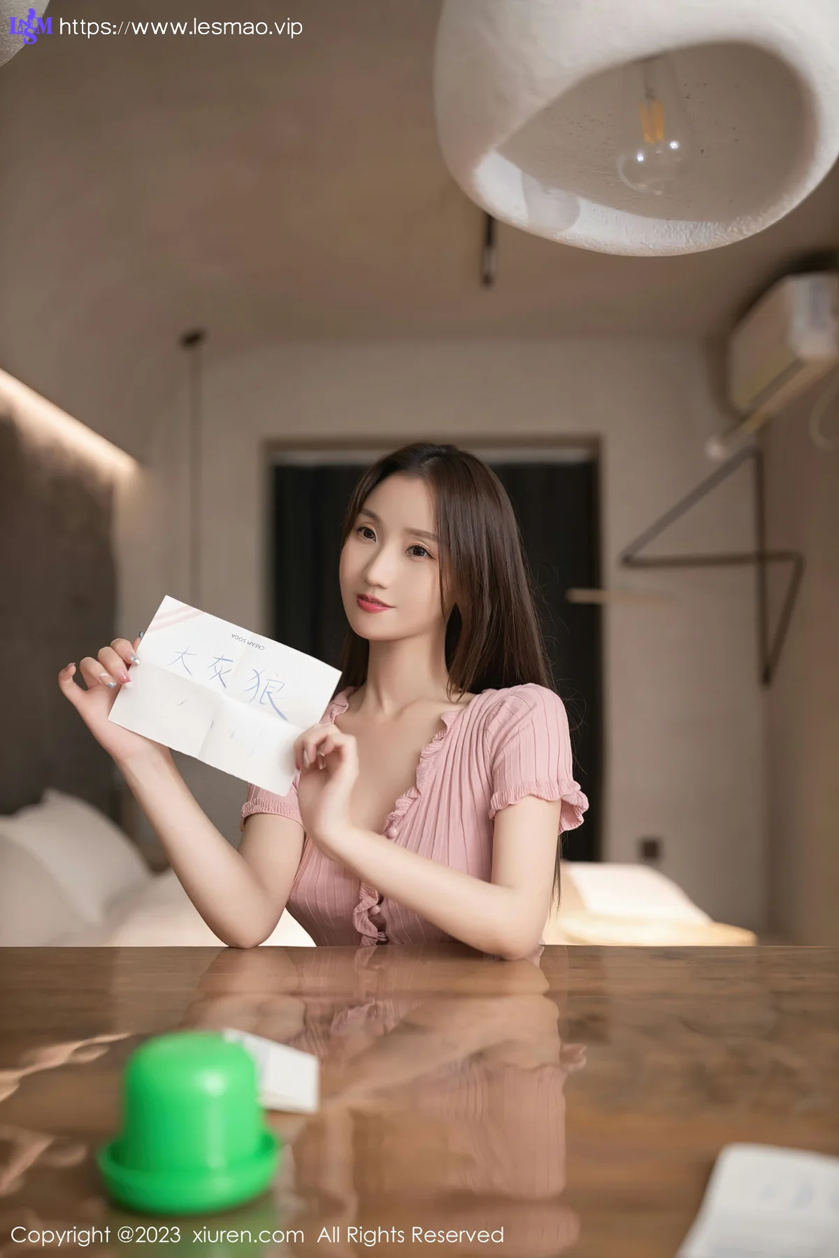 XiuRen 秀人 No.7084 鱼子酱Fish和杏子Yada 主题“小红帽与大灰狼”模特合集写真11 - 8
