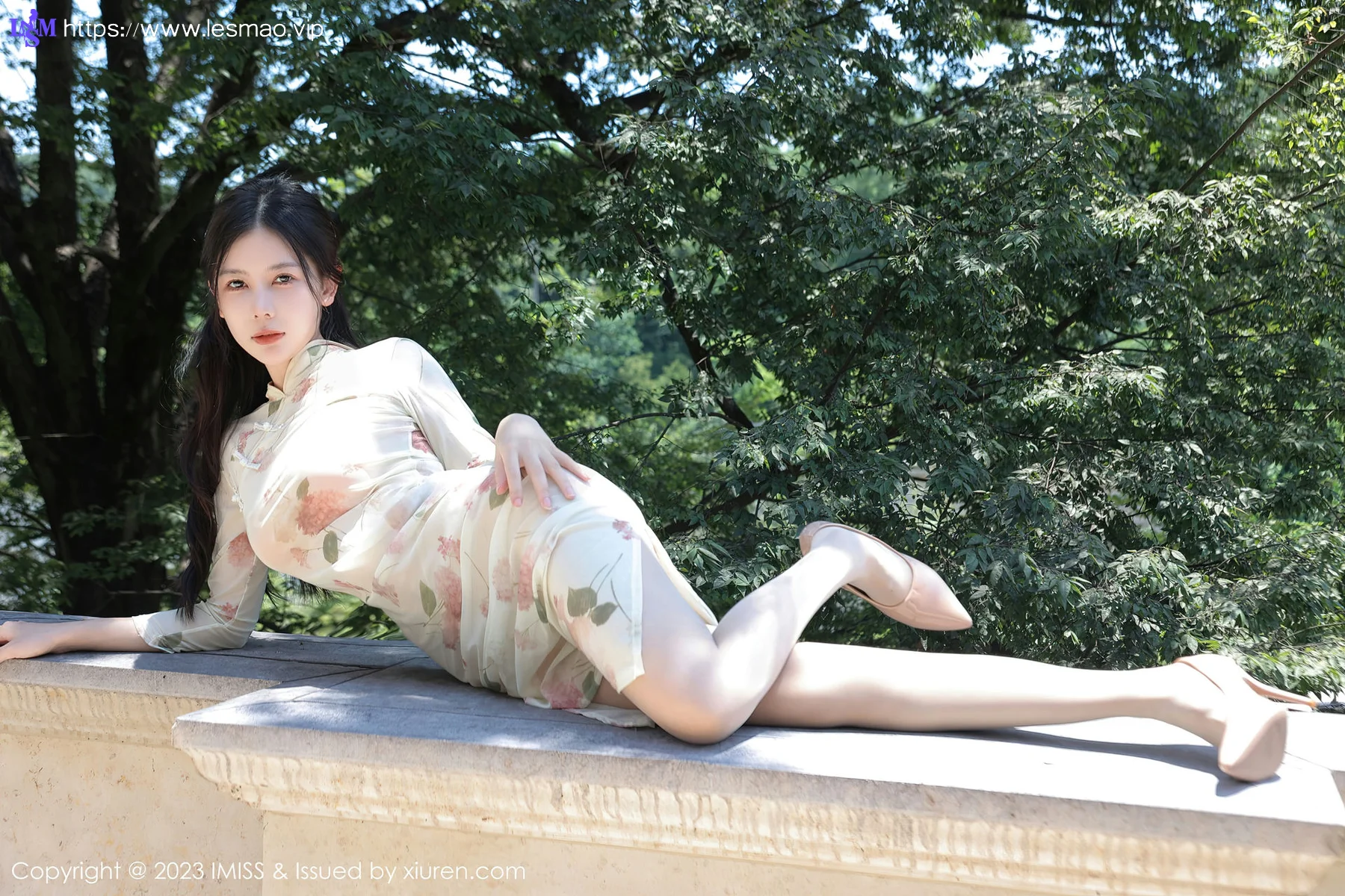 XiuRen 秀人 No.7168  尹甜甜 米色旗袍性感写真3 - 7