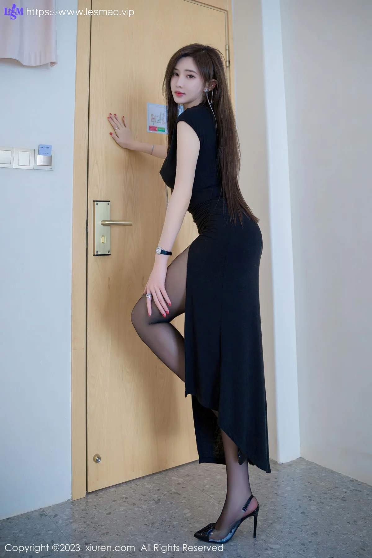 XiuRen 秀人 No.7280  Carol周妍希 魅惑黑丝性感写真2 - 1