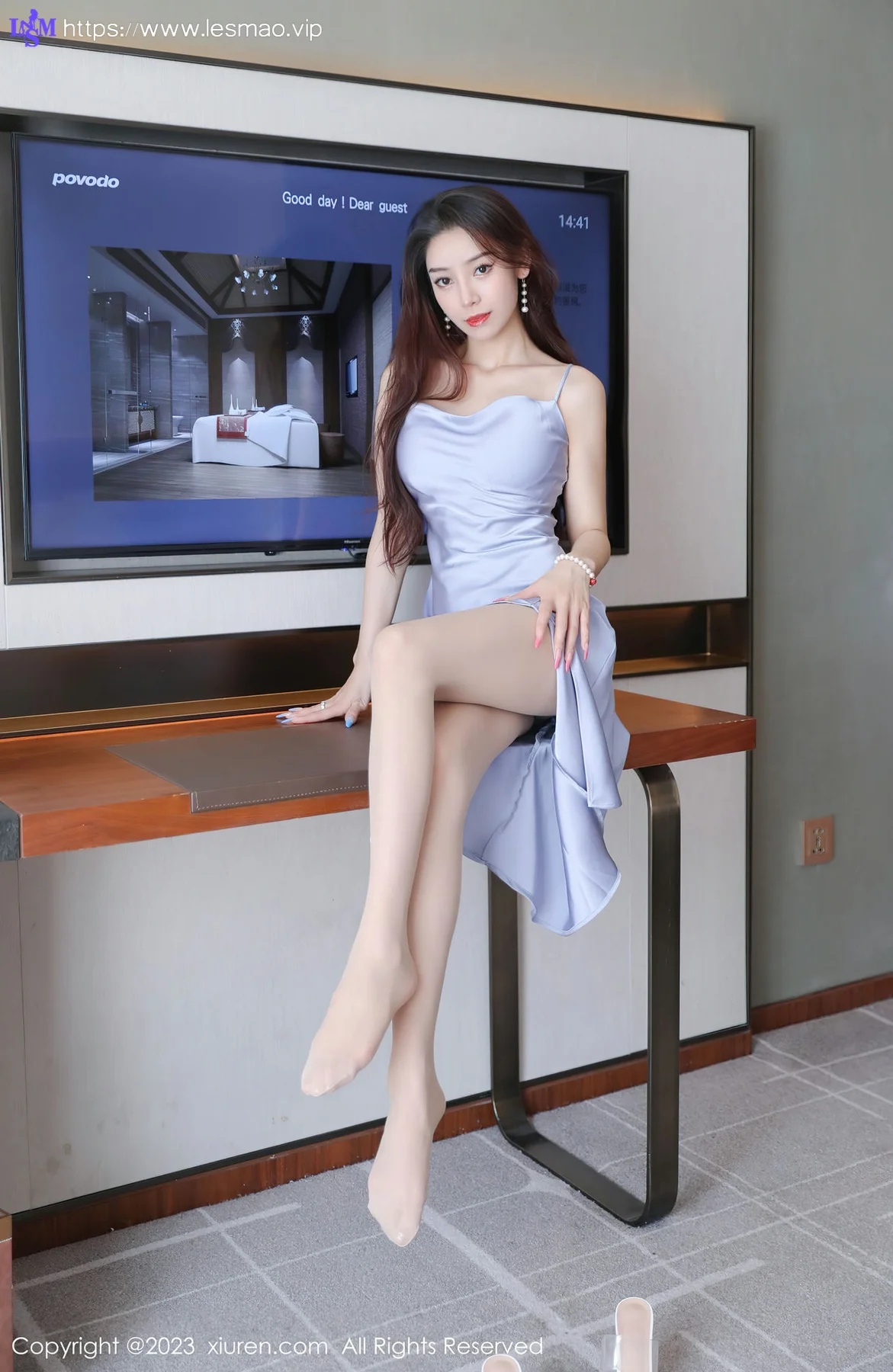 XiuRen 秀人 No.7365  苏曼兮 丰腴美臀性感写真111 - 1