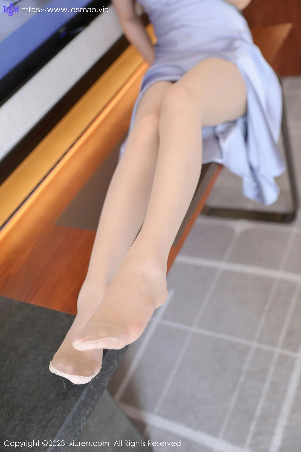 XiuRen 秀人 No.7365  苏曼兮 丰腴美臀性感写真111 - 4