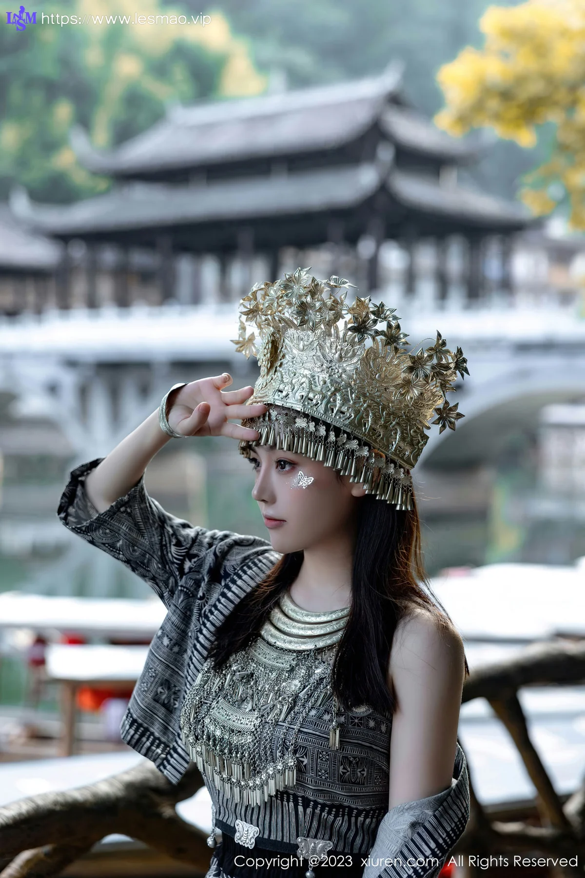 XiuRen 秀人 No.7448  豆瓣酱 银饰苗族服饰性感写真111 - 6
