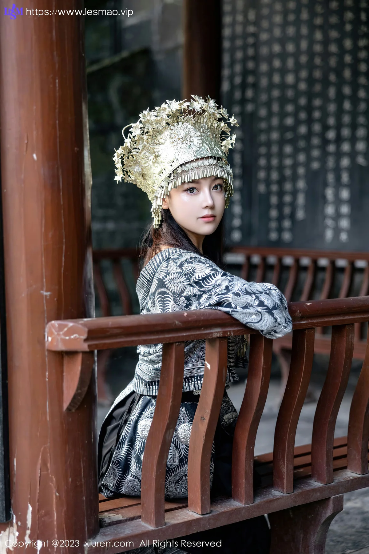 XiuRen 秀人 No.7448  豆瓣酱 银饰苗族服饰性感写真111 - 7