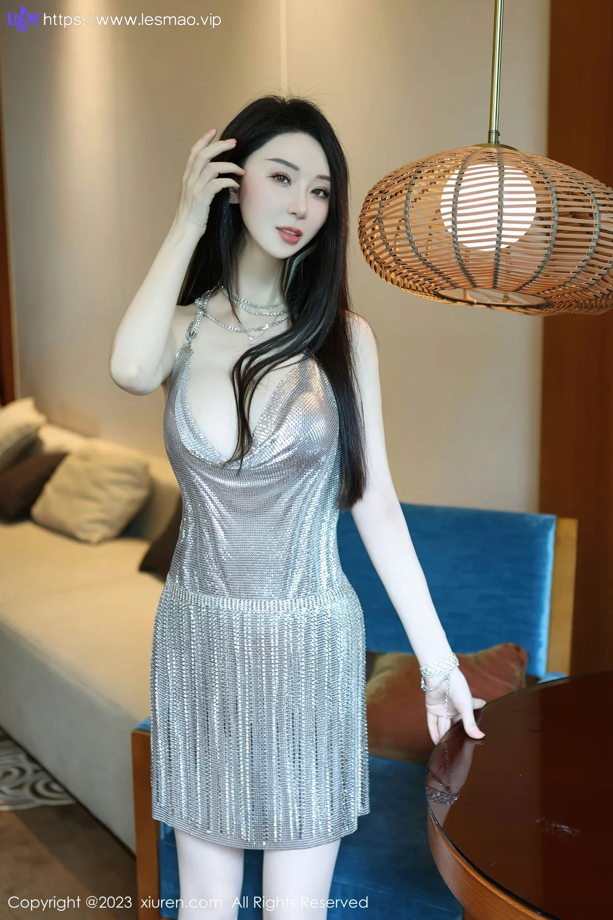 XiuRen 秀人 No.7483 田兮白 首套写真极致美腿1 - 6