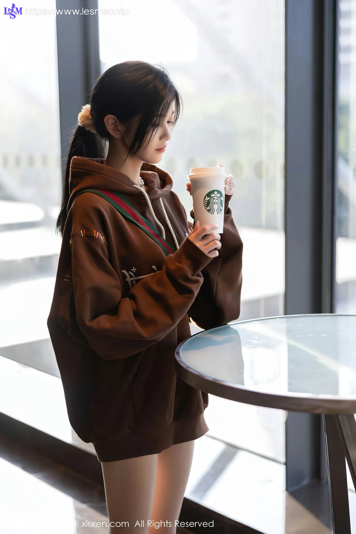 XiuRen 秀人 No.7488  程程程- 咖啡色卫衣性感写真1 - 3