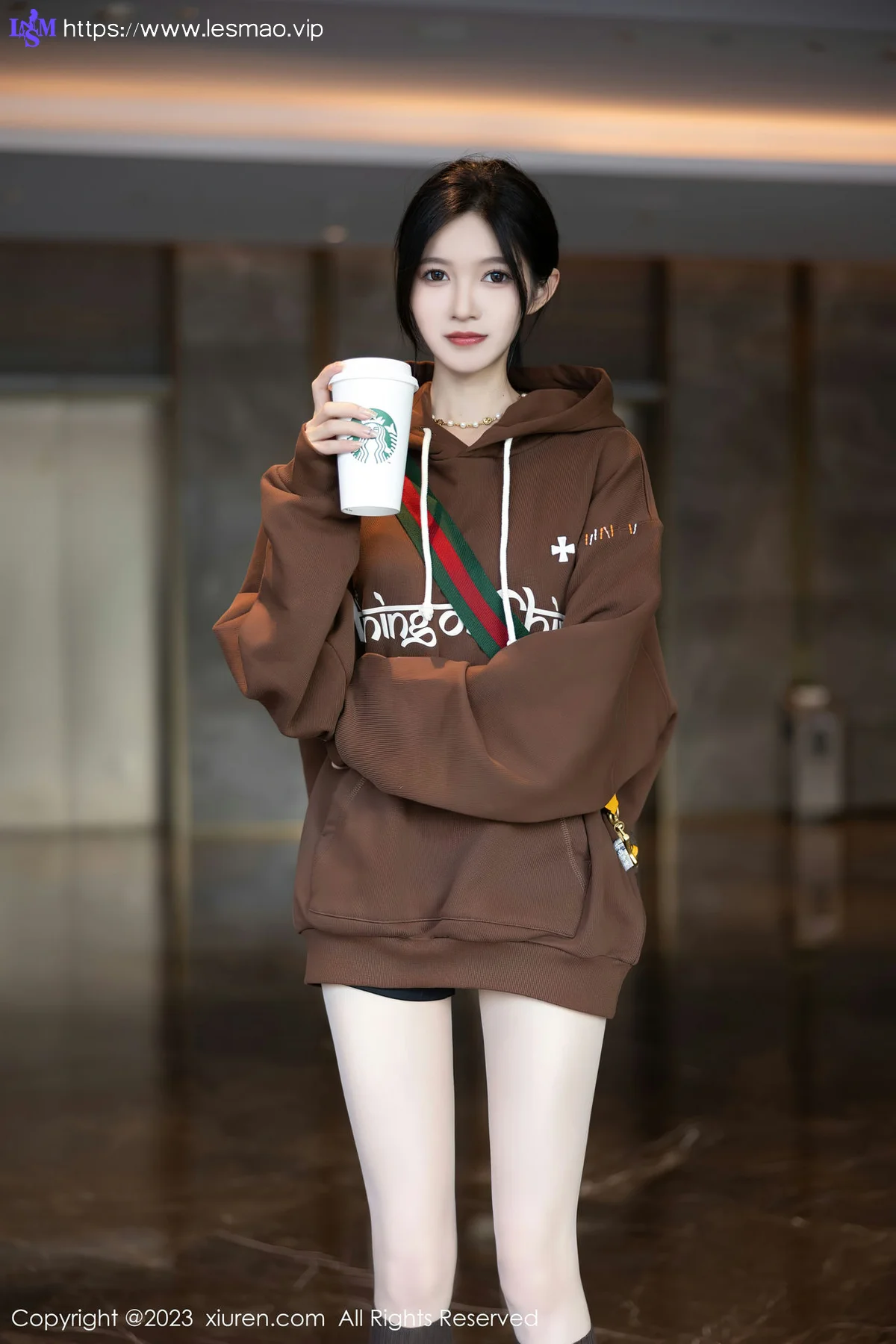 XiuRen 秀人 No.7488  程程程- 咖啡色卫衣性感写真1 - 6