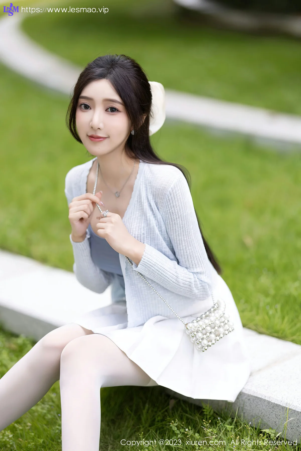 XiuRen 秀人 No.7515  王馨瑶yanni 诱人白色丝袜安吉旅拍11 - 9