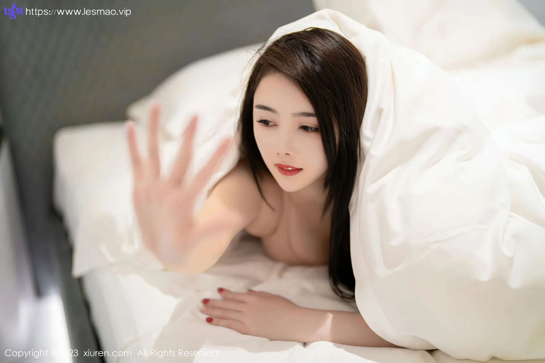 XiuRen 秀人 No.7517  summer宝宝 诱人原色丝袜性感写真 - 5