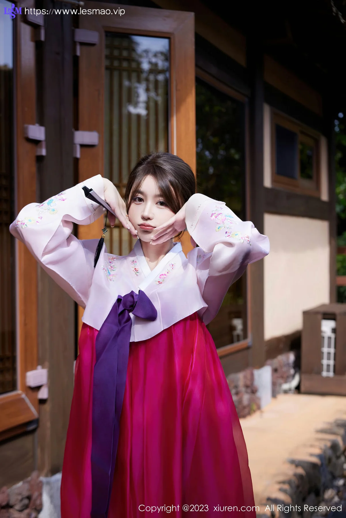 XiuRen 秀人 No.7522  tina_甜仔  红色打长今服饰济州岛旅拍33 - 5