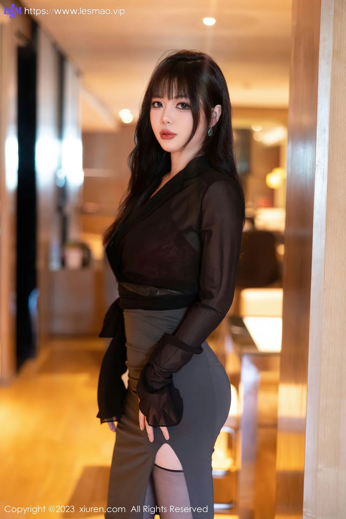 XiuRen 秀人 No.7523  Arude薇薇 红色蕾丝情趣内衣性感写真 - 2