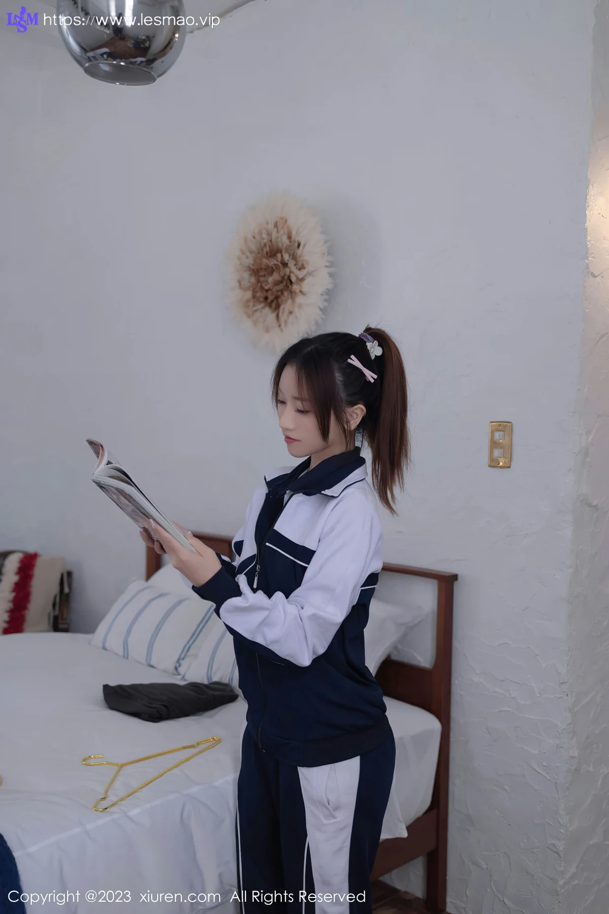 XiuRen 秀人 No.7528  杏子Yada 普蓝色学妹制服日本旅拍3 - 1