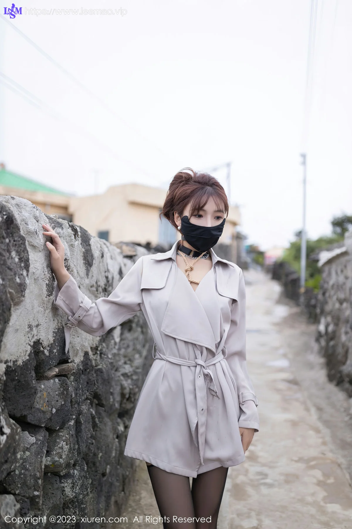 XiuRen 秀人 No.7538  陆萱萱 黑色情趣服饰济州岛旅拍11 - 3