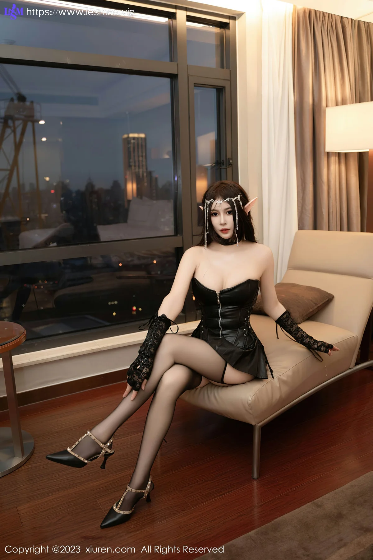 XiuRen 秀人 No.7546  米亚Mia 黑色露肩服饰性感写真 - 7