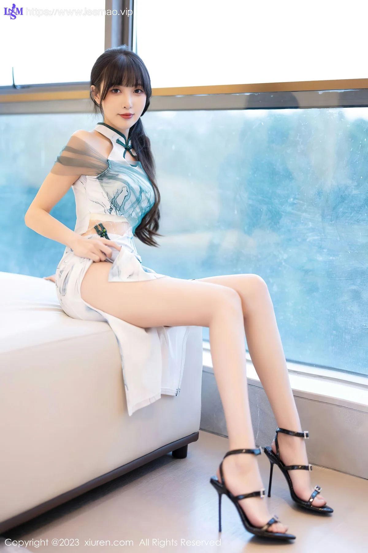 XiuRen 秀人 No.7605  林星阑 图案旗袍性感写真1 - 9