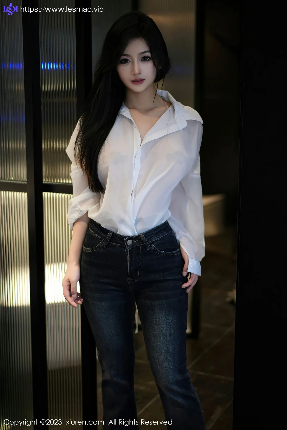 XiuRen 秀人 No.7645  谭小灵 简约牛仔裤性感写真11 - 1
