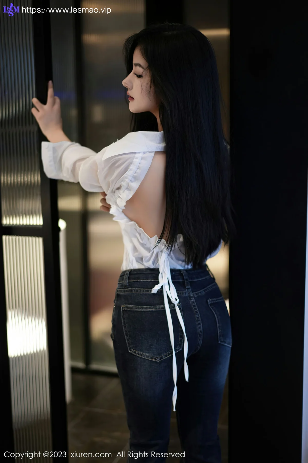 XiuRen 秀人 No.7645  谭小灵 简约牛仔裤性感写真11 - 10