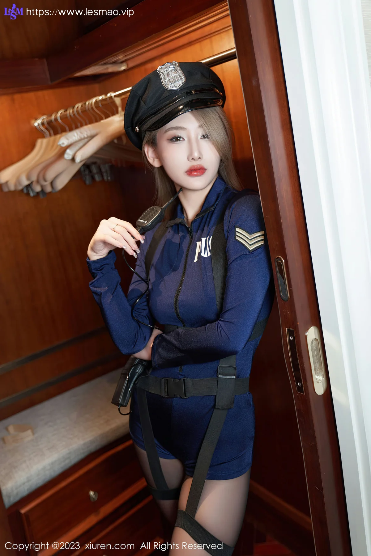 XiuRen 秀人 No.7671  沈青黛 情趣警官制服泰国旅拍3 - 3