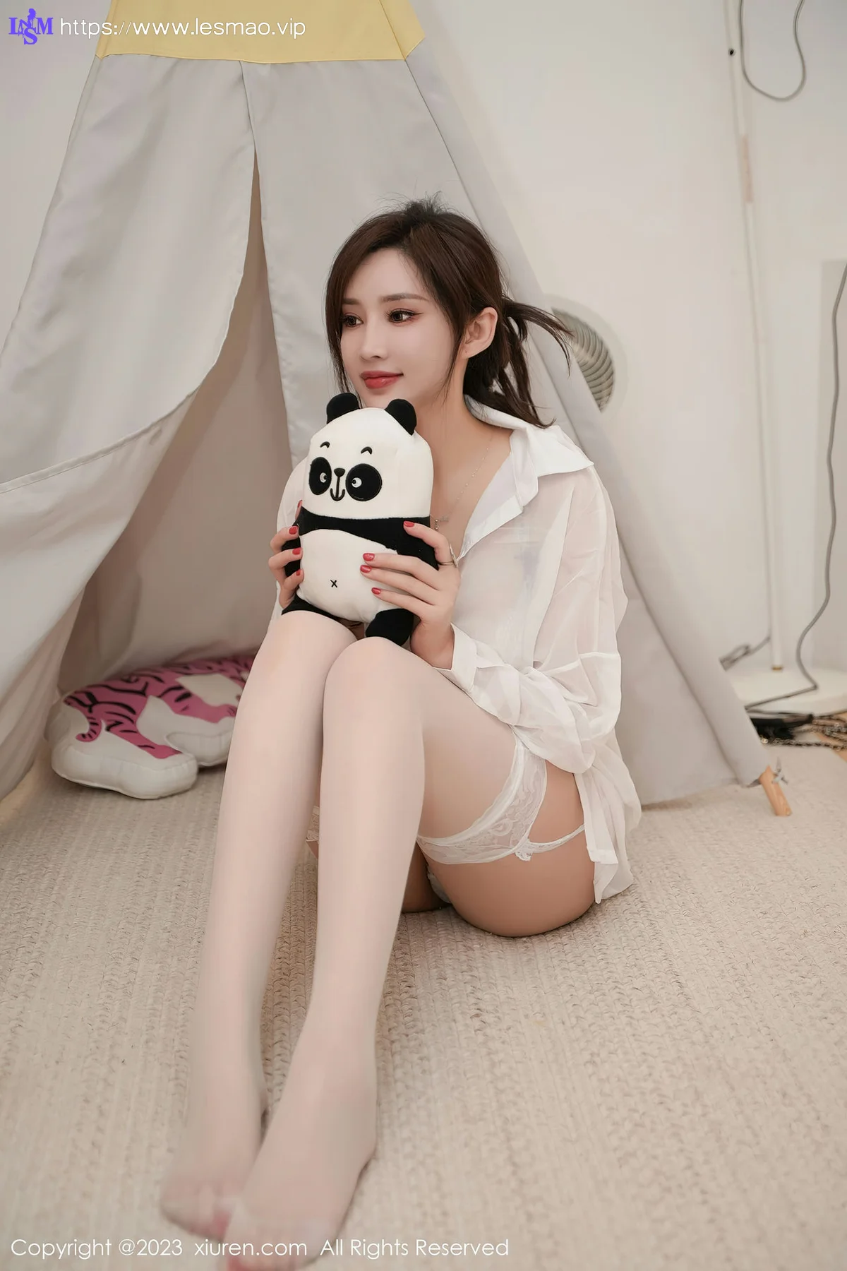 XiuRen 秀人 No.7672  Carol周妍希 白色丝袜性感写真 - 7