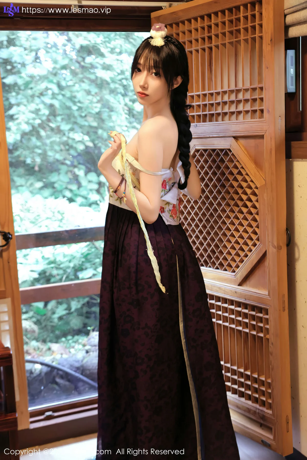 XiuRen 秀人 No.7677  玥儿玥er 大长今服饰济州岛旅拍 - 8