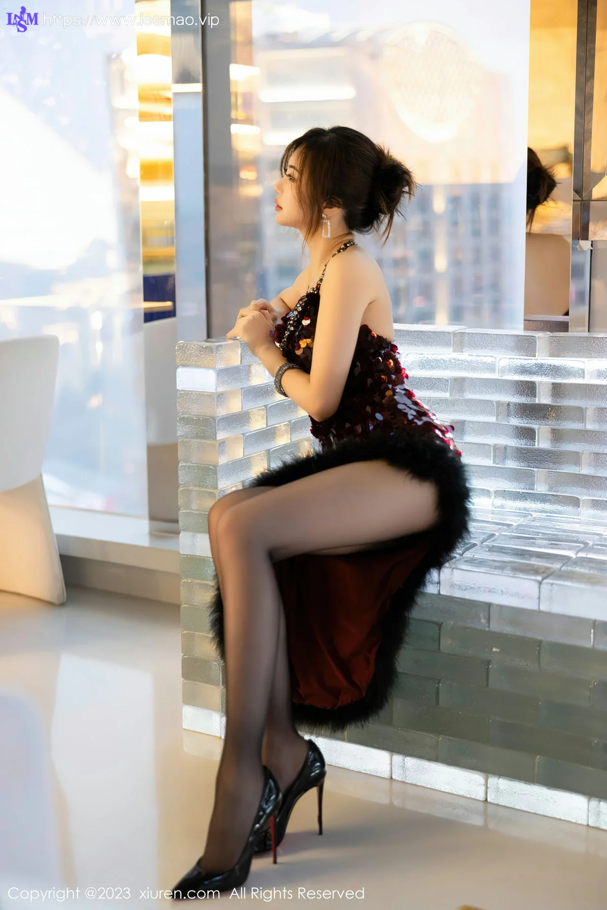 XiuRen 秀人 No.7679  绮里嘉ula 魅惑黑丝性感写真1 - 9