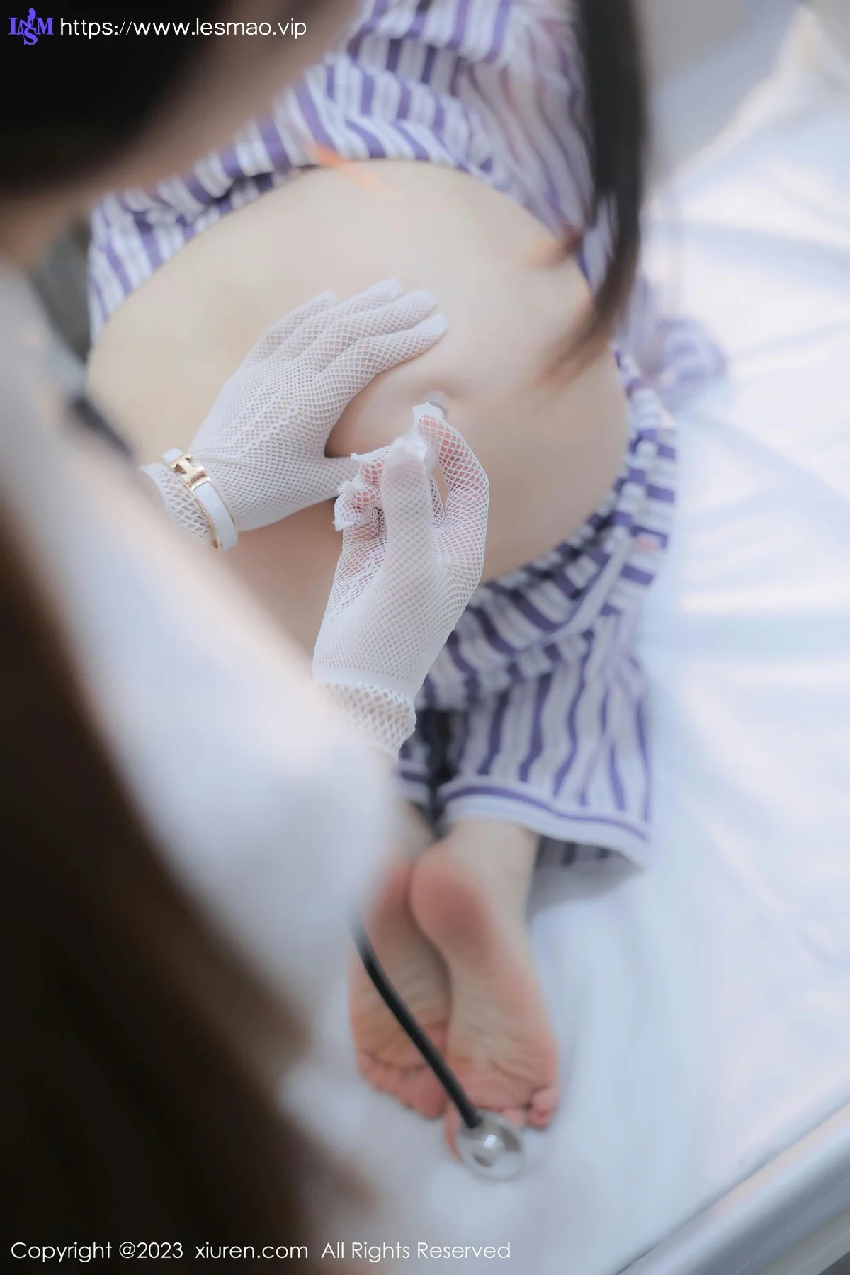 XiuRen 秀人 No.7683  豆瓣酱 双人护士主题性感写真111 - 8