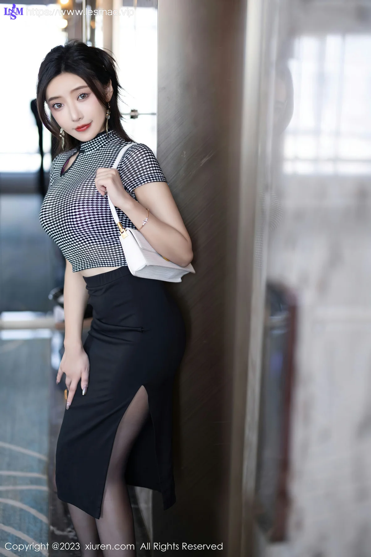 XiuRen 秀人 No.7703  王馨瑶yanni 诱惑魅惑御姐性感写真1 - 2